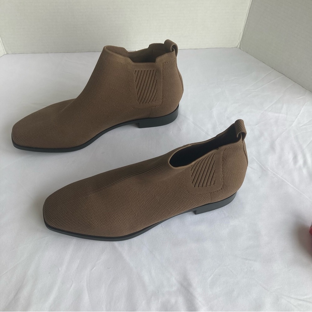 Women's Vivaia Ryan Square Toe Boots Booties Brown Chelsea Size 42/Size 10.5 - Picture 2 of 11